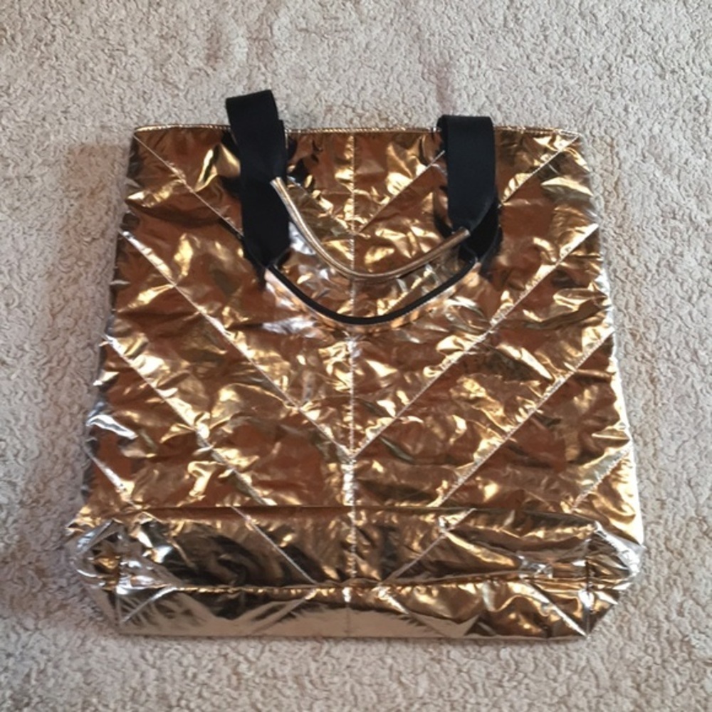 VICTORIA’S SECRET Metallic Quilted Tote - Picture 5 of 10